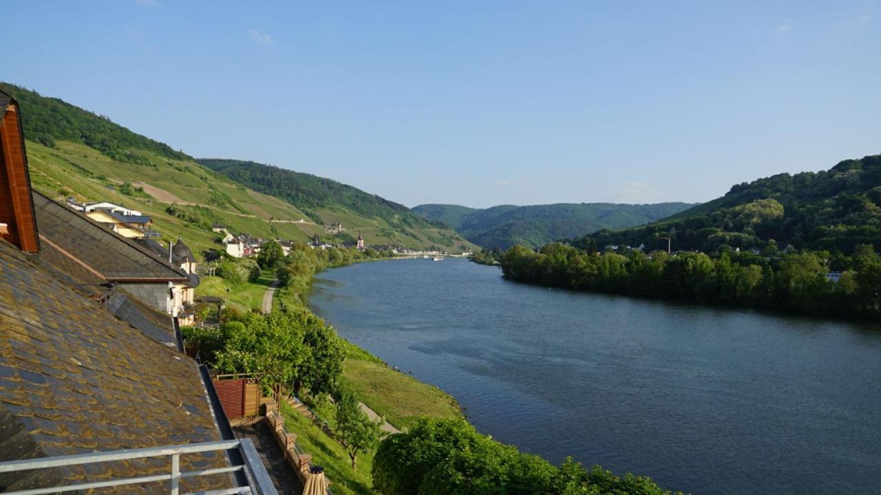 Hotel Garni "Cafe Im Hamm" Zell an der Mosel Luaran gambar