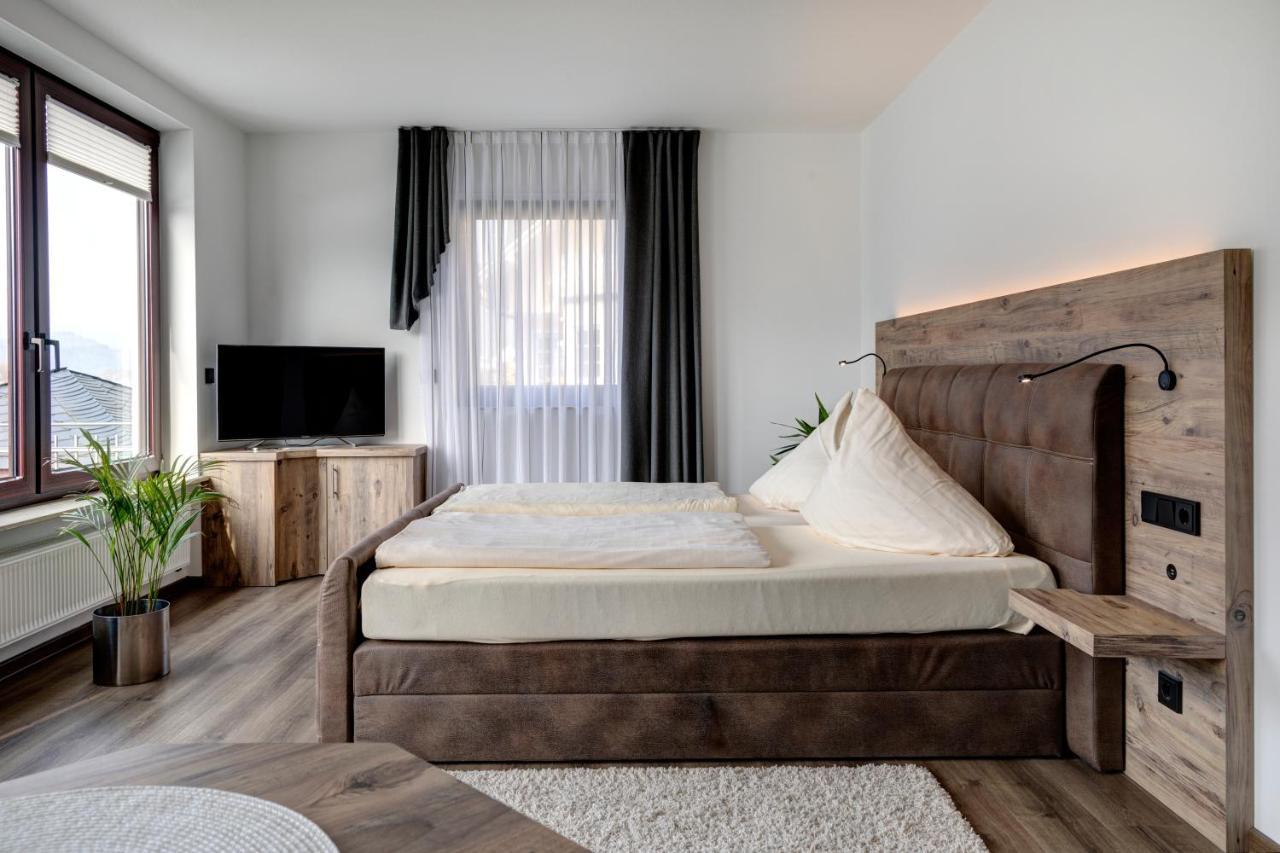 Hotel Garni "Cafe Im Hamm" Zell an der Mosel Luaran gambar